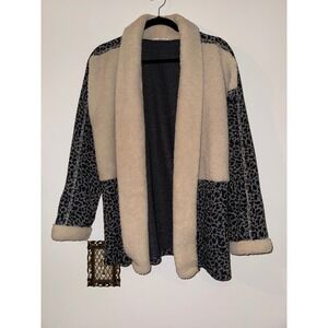 THML Women Leopard Print Sherpa Fleece Open Front Cardigan Jacket‎ Gray Cream M